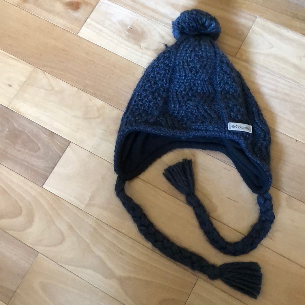 Columbia beanie